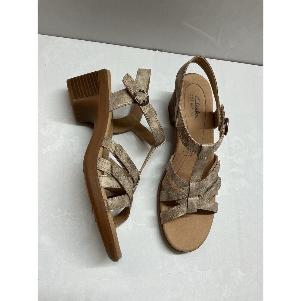 Clark’s shoes size  10 M